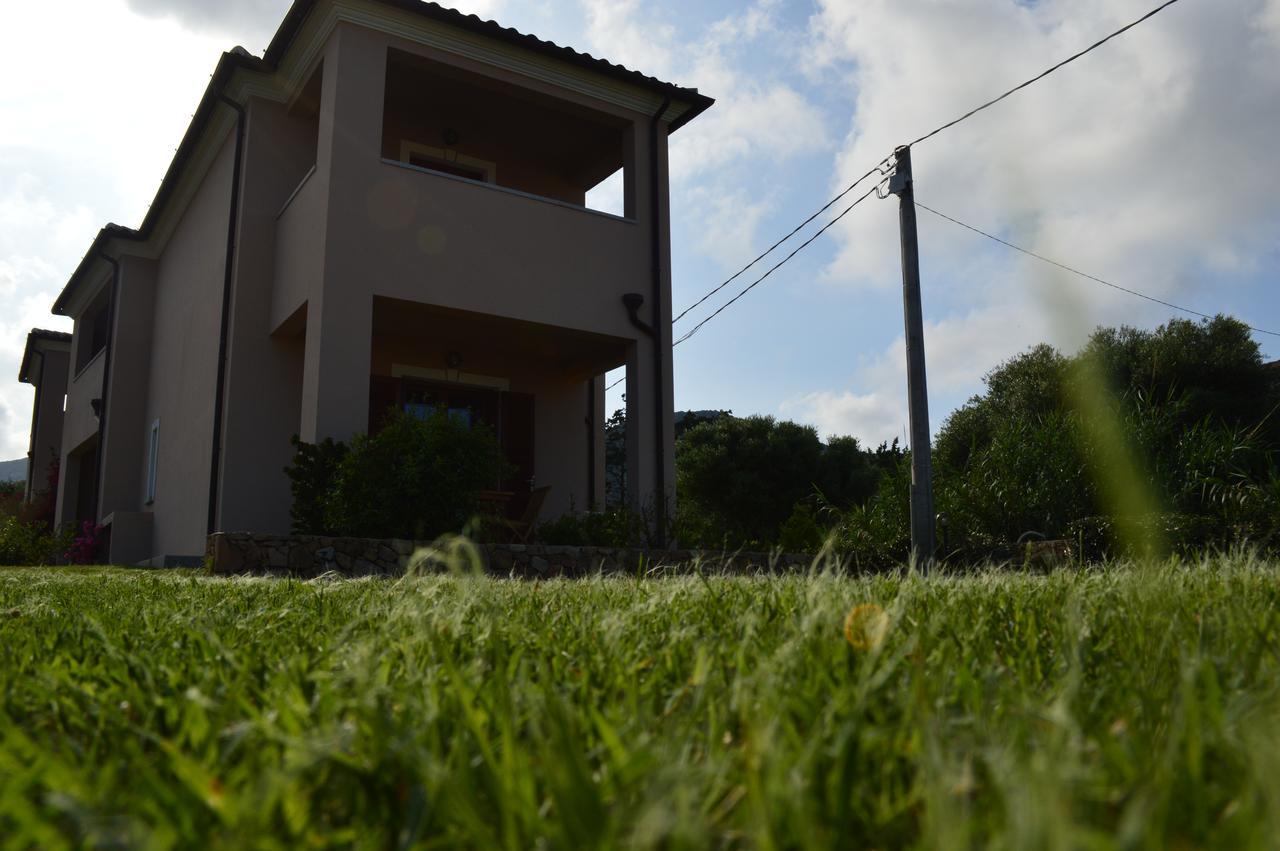 Guest Rooms Affittacamere San Teodoro  Ngoại thất bức ảnh