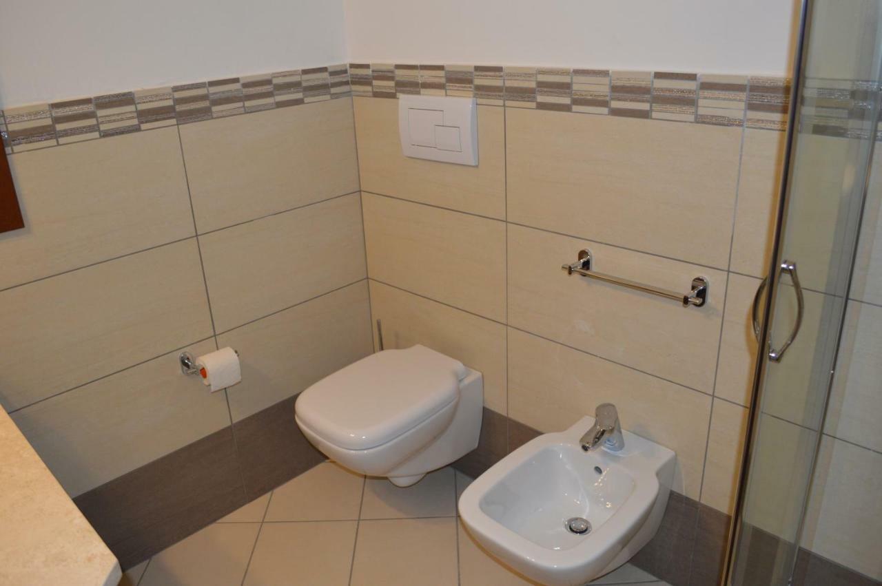Guest Rooms Affittacamere San Teodoro  Ngoại thất bức ảnh